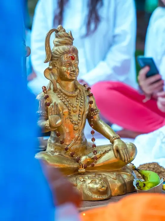 Brass murti of Shiva at a Swarg Ashram ceremony, Rishikesh