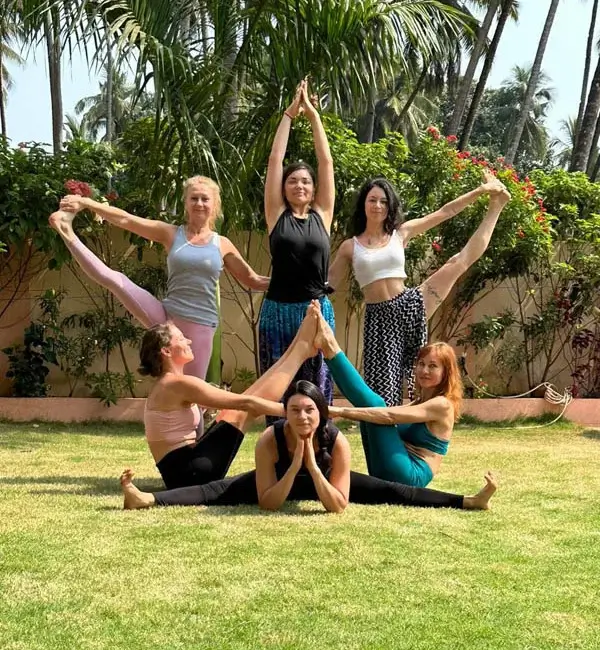 Students in practice during the 200 hour yoga teacher training at Tattvaa Yogashala Goa