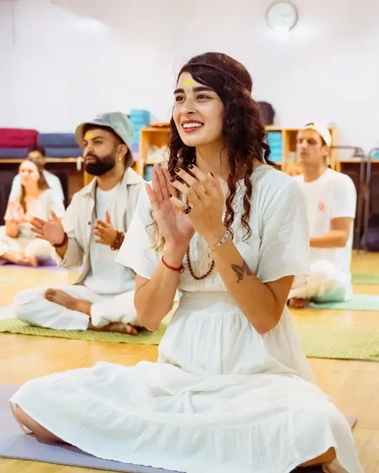 100 Hour Ashtanga Yoga Teacher Training In Rishikesh