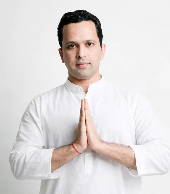 Yogi Prakash Bisht - Hatha Yoga Teacher